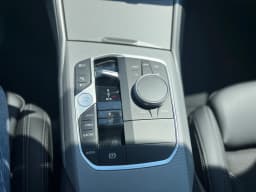 BMW 3 Series — miniatura 11