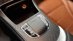 Mercedes-Benz GLC — miniatura 11