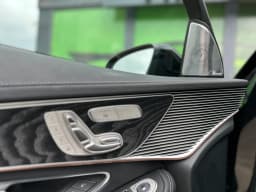 Mercedes-Benz EQC — miniatura 8