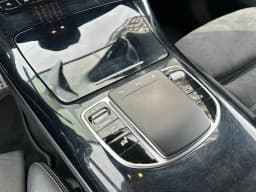 Mercedes-Benz EQC — miniatura 15