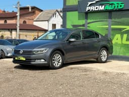 Volkswagen Passat — miniatura 1