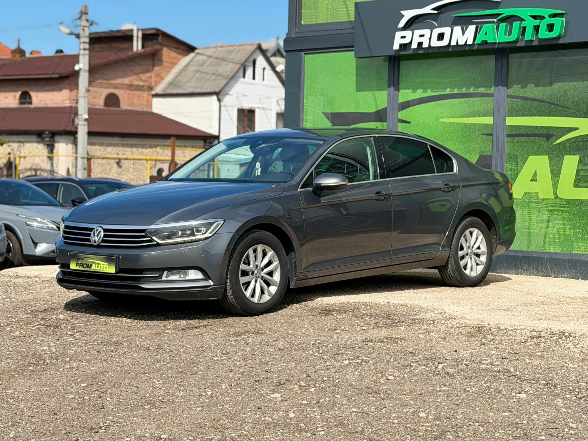 Volkswagen Passat — fotografie 1