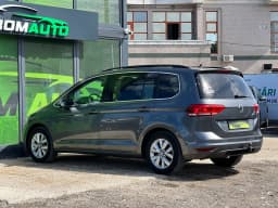 Volkswagen Touran — miniatura 6