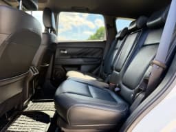 Mitsubishi Outlander — miniatura 9
