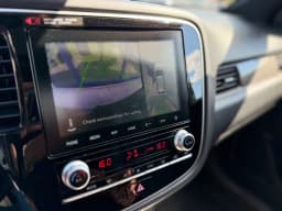 Mitsubishi Outlander — miniatura 10