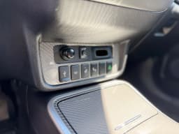 Mitsubishi Outlander — miniatura 12