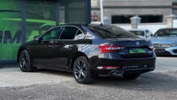 Skoda Superb — miniatura 6