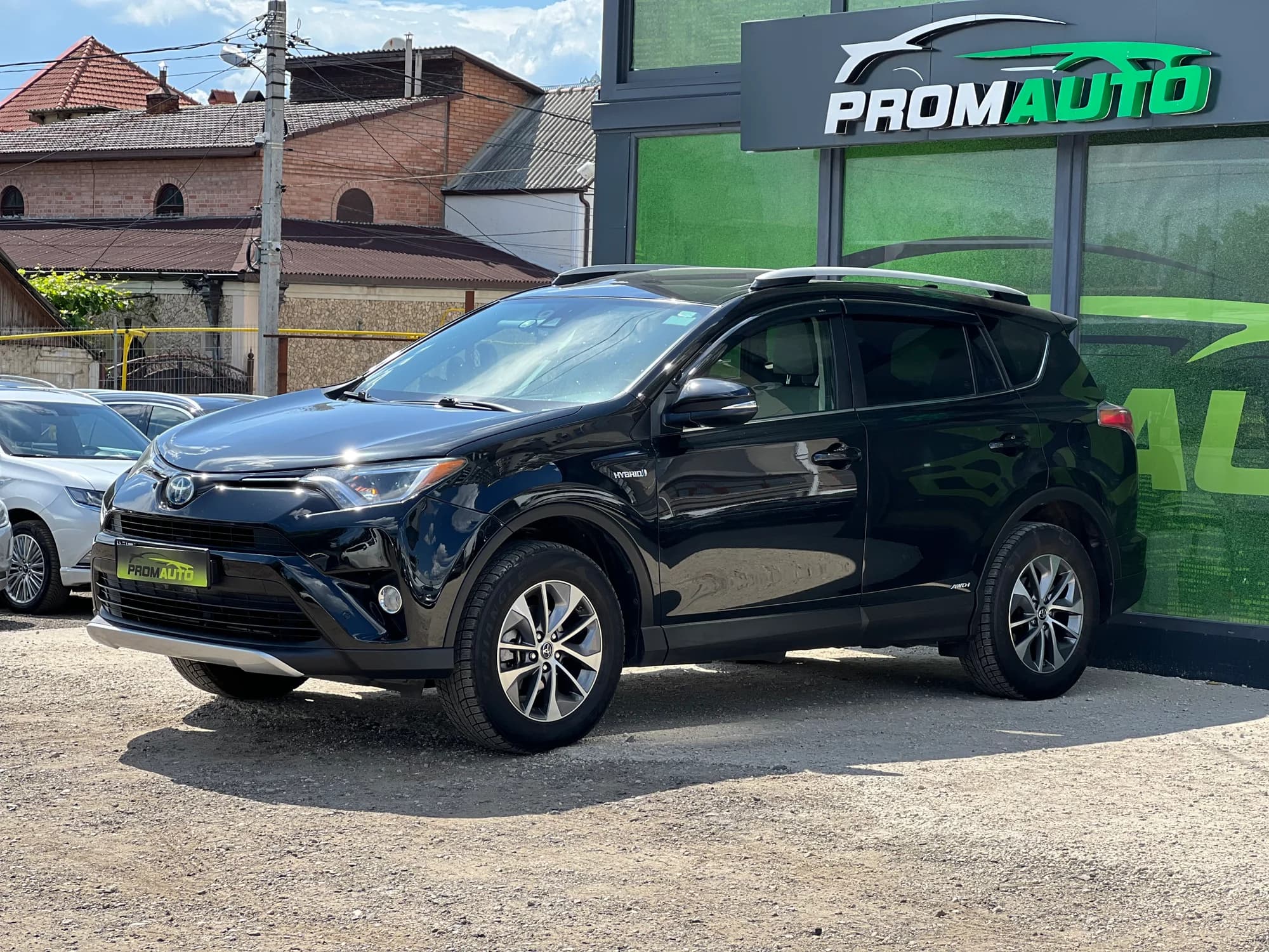 Toyota RAV4 — fotografie 1