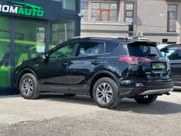 Toyota RAV4 — miniatura 6