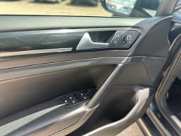 Volkswagen Golf — miniatura 12