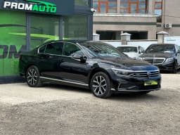 Volkswagen Passat — miniatura 3