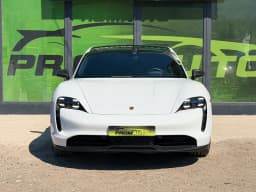 Porsche Taycan — miniatura 2