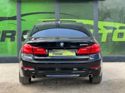 BMW 5 Series — miniatura 5
