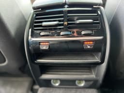 BMW 5 Series — miniatura 12