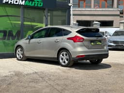 Ford Focus — miniatura 6