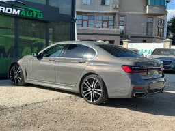 BMW 7 Series — miniatura 4