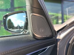 BMW 7 Series — miniatura 15