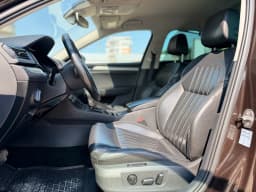Skoda Superb — miniatura 8