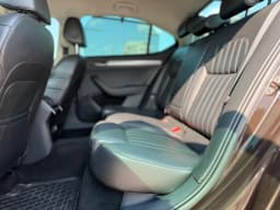 Skoda Superb — miniatura 9