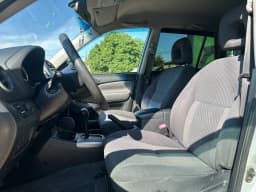 Toyota RAV4 — miniatura 9