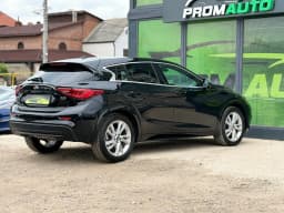 Infiniti QX30 — miniatura 4