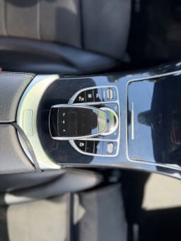 Mercedes-Benz GLC — miniatura 8