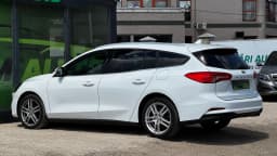 Ford Focus — miniatura 6