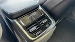 Volvo XC90 — miniatura 12