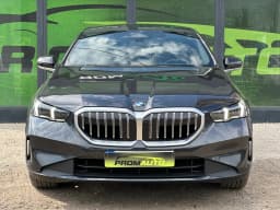 BMW 5 Series — miniatura 2
