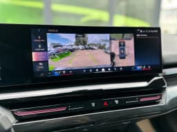 BMW 5 Series — miniatura 16