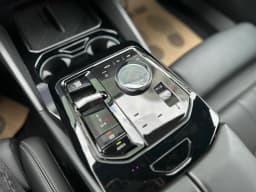 BMW 5 Series — miniatura 17