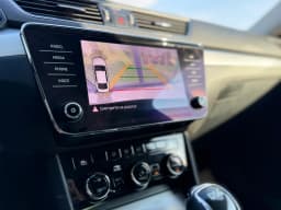 Skoda Superb — miniatura 10