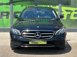 Mercedes-Benz E-Class — miniatura 2
