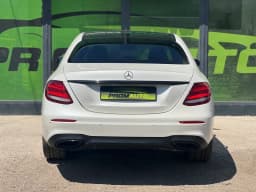 Mercedes-Benz E-Class — miniatura 5