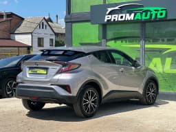 Toyota C-HR — miniatura 4