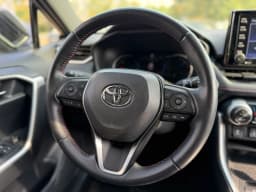 Toyota RAV4 — miniatura 11
