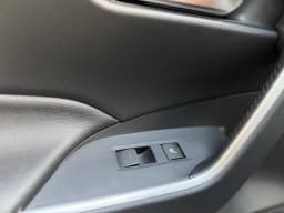 Toyota RAV4 — miniatura 16