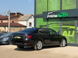 Skoda Superb — miniatura 4