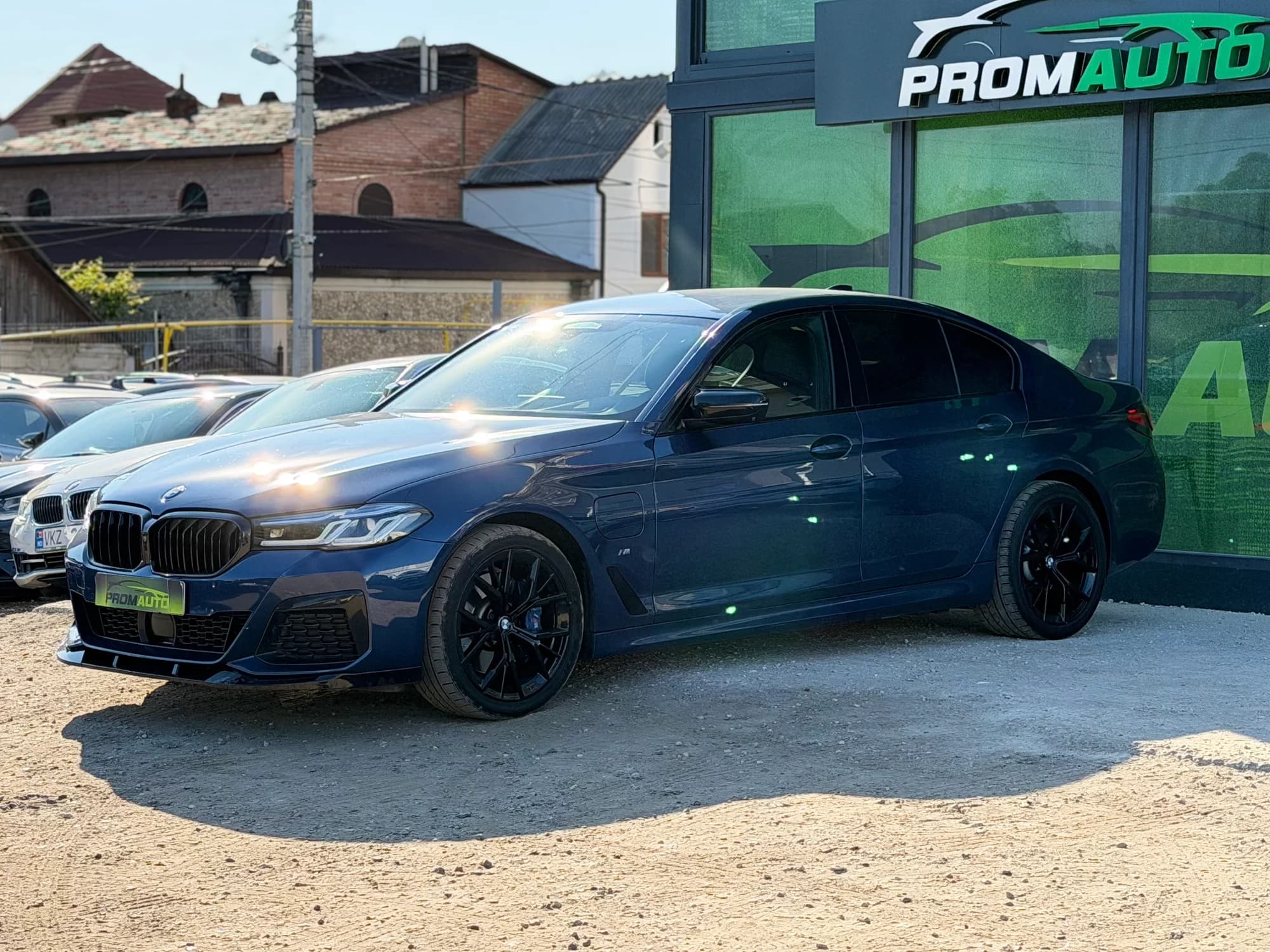 BMW 5 Series — fotografie 1