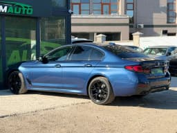 BMW 5 Series — miniatura 6