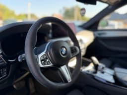 BMW 5 Series — miniatura 10