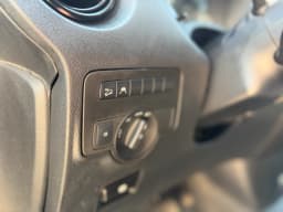 Mercedes-Benz Vito — miniatura 9