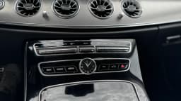 Mercedes-Benz E-Class — miniatura 12