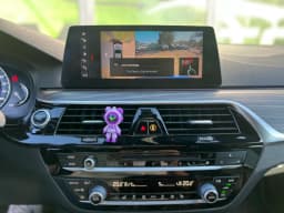 BMW 5 Series — miniatura 10