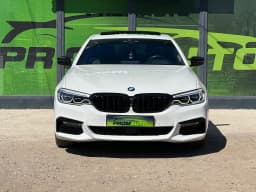 BMW 5 Series — miniatura 2
