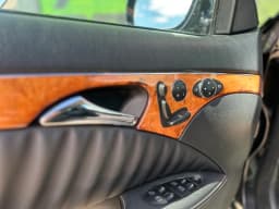 Mercedes-Benz E-Class — miniatura 12