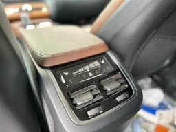 Volvo XC90 — miniatura 15
