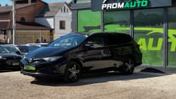 Toyota Auris — miniatura 1