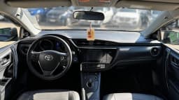 Toyota Auris — miniatura 9