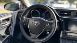 Toyota Auris — miniatura 10